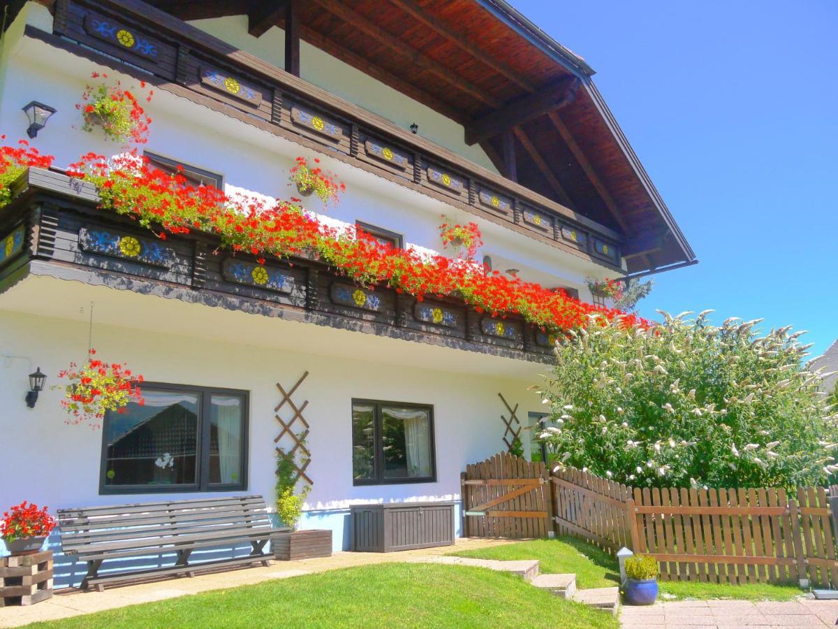 Haus Bellevue Lägenhet Sankt Michael im Lungau Exteriör bild